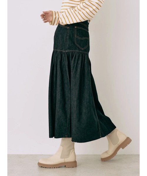 earth music&ecology（アースミュージックアンドエコロジー）の「Lee×e.m.a.e.デニムフリルスカート（スカート・レディース・インディゴブルー/ブルー系その他・S/M）」の5枚目の写真