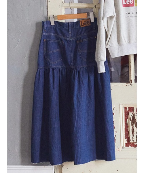 earth music&ecology（アースミュージックアンドエコロジー）の「Lee×e.m.a.e.デニムフリルスカート（スカート・レディース・インディゴブルー/ブルー系その他・S/M）」の20枚目の写真