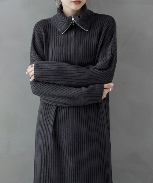 etoll.(エトル)の「ハーフジップリブニットワンピース(ワンピース・レディース・ライトベージュ/チャコール/ブラック・M)」の6枚目の写真