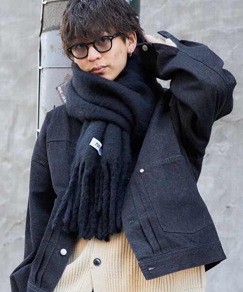 PUBLUX(パブリュクス)の「PUBLUX/パブリュクス ボリュームフリンジマフラー 限定展開(マフラー・レディース・オフホワイト/ブラウン/グリーン/ブラック/サックスブルー・ONE SIZE)」の14枚目の写真