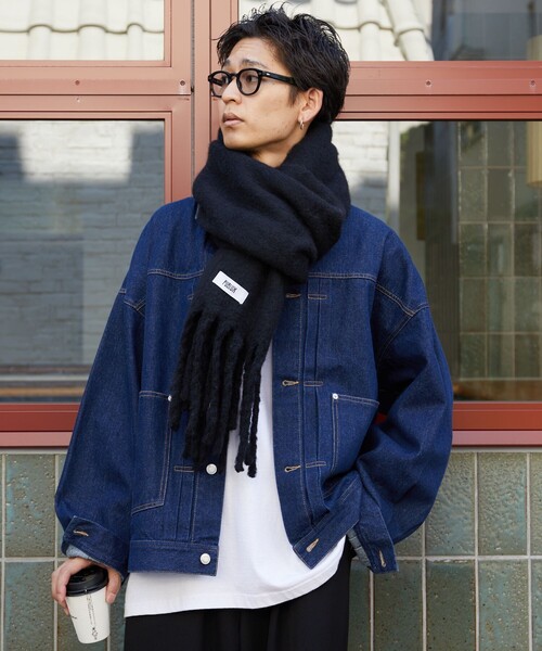 PUBLUX(パブリュクス)の「PUBLUX/パブリュクス ボリュームフリンジマフラー 限定展開(マフラー・レディース・オフホワイト/ブラウン/グリーン/ブラック/サックスブルー・ONE SIZE)」の16枚目の写真