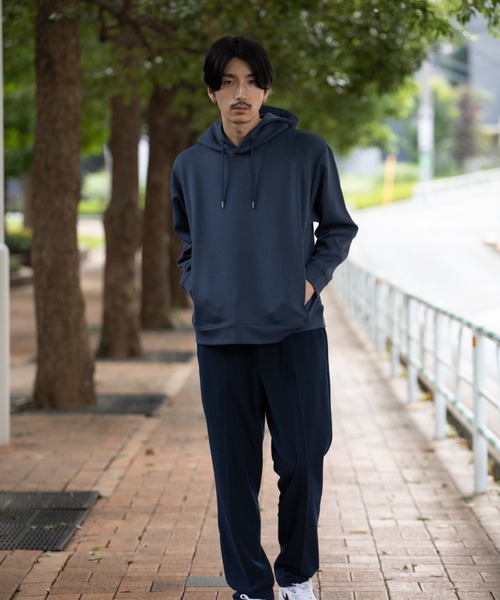 URBAN COLLECTION(アーバンコレクション)の「URBAN COLLECTION エアスムージー ポンチ素材 プルオーバーパーカー メンズ(パーカー・メンズ・オフホワイト/チャコールグレー/ブルー・L/XL/M)」の11枚目の写真