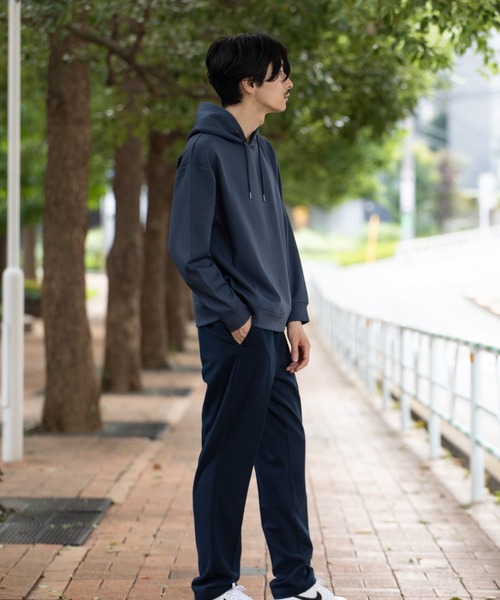 URBAN COLLECTION(アーバンコレクション)の「URBAN COLLECTION エアスムージー ポンチ素材 プルオーバーパーカー メンズ(パーカー・メンズ・オフホワイト/チャコールグレー/ブルー・L/XL/M)」の13枚目の写真