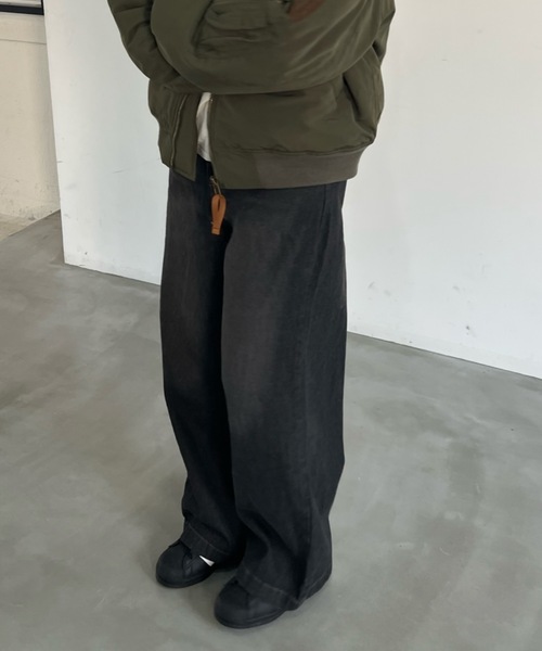 shesame（シーセム）の「配色加工デニムパンツ（デニムパンツ・レディース・インディゴブルー/ブラック/ブルー・MEDIUM/LARGE）」の13枚目の写真