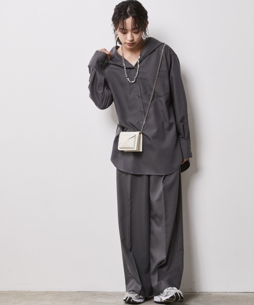 CHIC STYLE（シックスタイル）の「＜大きいサイズ＞センタープレスワイドパンツ シックスタイル（スラックス・レディース・チャコールグレー/ベージュ系/ブルー・LL/4L/3L/L/5L）」の12枚目の写真