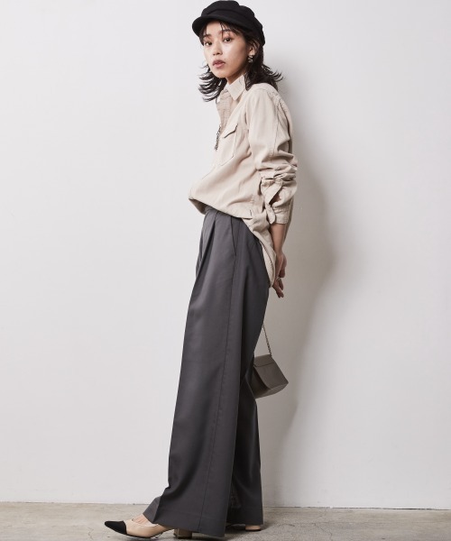 CHIC STYLE（シックスタイル）の「＜大きいサイズ＞センタープレスワイドパンツ シックスタイル（スラックス・レディース・チャコールグレー/ベージュ系/ブルー・LL/4L/3L/L/5L）」の20枚目の写真