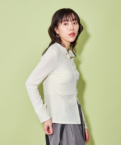 CITEN(シテン)の「<CITEN>ボタンフロント コンパクトトップス(Tシャツ/カットソー・レディース・ブラック/イエロー/ホワイト・FREE)」の5枚目の写真