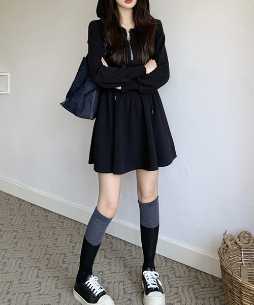 gossip!ロサンゼルス(ゴシップロサンゼルス)の「YUGA フード付きAラインワンピース(ワンピース・レディース・ブラック・L/M/XL)」の11枚目の写真