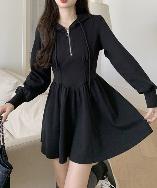 gossip!ロサンゼルス(ゴシップロサンゼルス)の「YUGA フード付きAラインワンピース(ワンピース・レディース・ブラック・L/M/XL)」の14枚目の写真