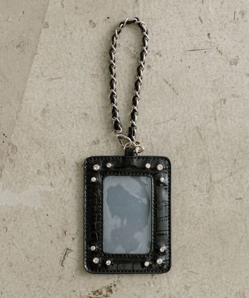 OLIVE des OLIVE(オリーブデオリーブ)の「Aimerianejoie Chezilトレカケース 1032200130(その他雑貨・レディース・ブラック/ピンク/シルバー・FREE)」の2枚目の写真