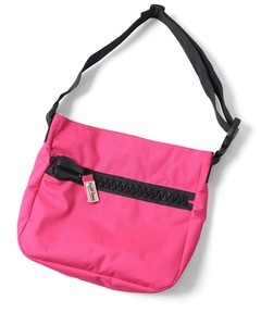 メガジップショルダー