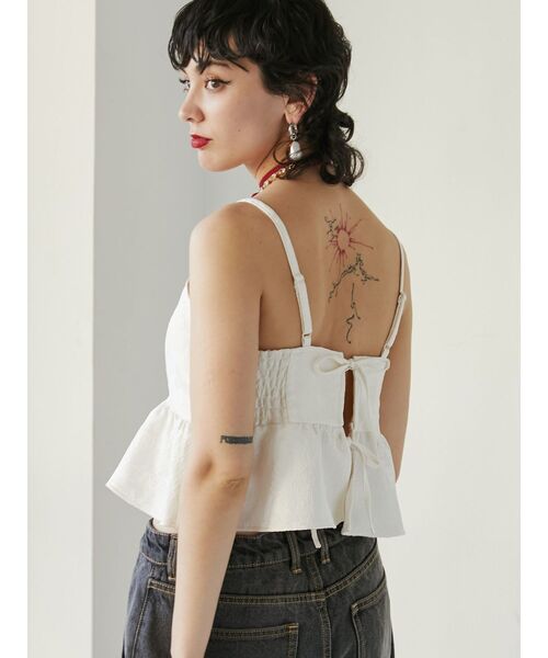 jouetie（ジュエティ）の「ビスチェレイヤードチュニックシャツ【セットアイテム】（シャツ/ブラウス・レディース・ブラック/アイボリー・MEDIUM）」の3枚目の写真