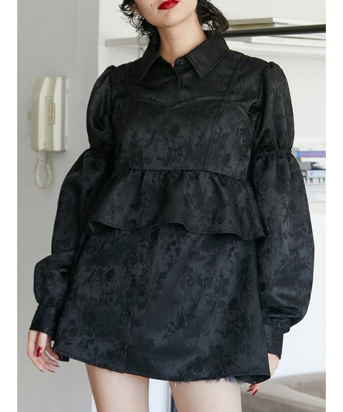 jouetie（ジュエティ）の「ビスチェレイヤードチュニックシャツ【セットアイテム】（シャツ/ブラウス・レディース・ブラック/アイボリー・MEDIUM）」の2枚目の写真