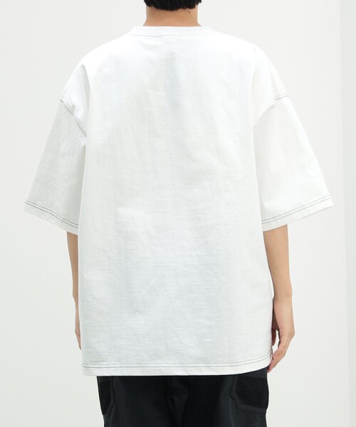 BEAMS HEART(ビームスハート)の「【ユニセックス】ステッチ 配色 オーバー Tシャツ(Tシャツ/カットソー・メンズ・ブラック/ホワイト・MEDIUM/SMALL/LARGE)」の14枚目の写真