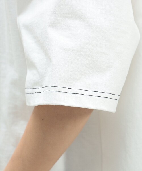 BEAMS HEART(ビームスハート)の「【ユニセックス】ステッチ 配色 オーバー Tシャツ(Tシャツ/カットソー・メンズ・ブラック/ホワイト・MEDIUM/SMALL/LARGE)」の16枚目の写真