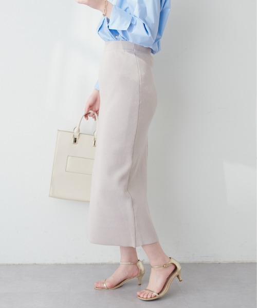 natural couture(ナチュラルクチュール)の「三重臼Iラインスカート(スカート・レディース・イエロー系その他/オフホワイト/ピンク/ベージュ/ネイビー・FREE)」の12枚目の写真