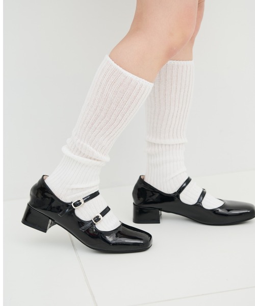 MERLOT（メルロー）の「ダブルストラップパンプス（パンプス・レディース・ブラック/シルバー・S/M/L）」の3枚目の写真