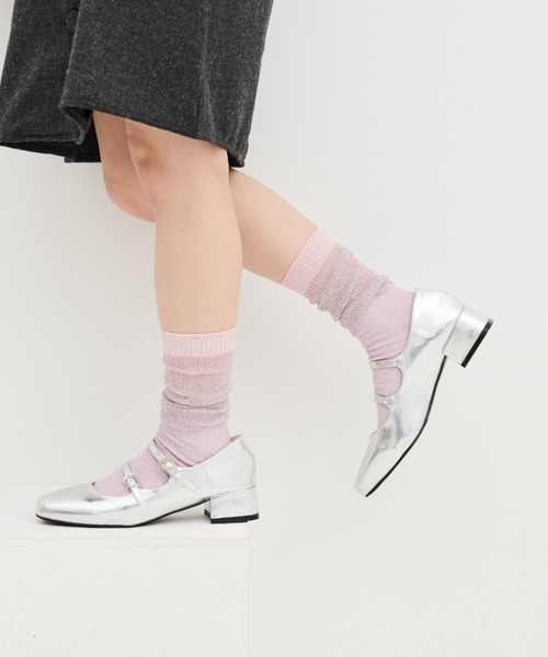 MERLOT（メルロー）の「ダブルストラップパンプス（パンプス・レディース・ブラック/シルバー・S/M/L）」の6枚目の写真