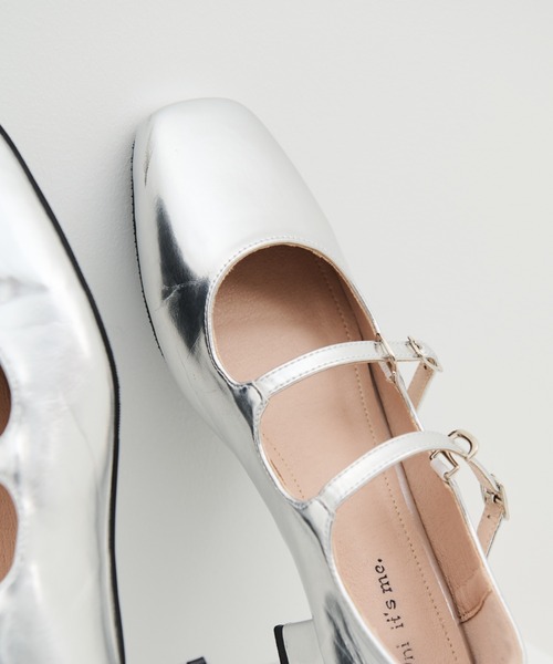 MERLOT（メルロー）の「ダブルストラップパンプス（パンプス・レディース・ブラック/シルバー・S/M/L）」の9枚目の写真