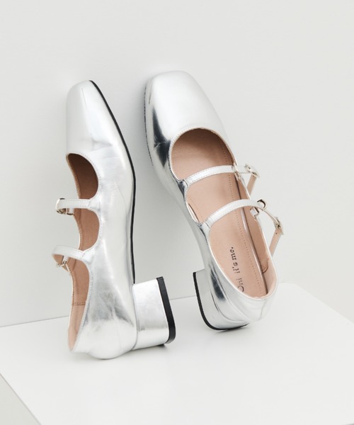 MERLOT（メルロー）の「ダブルストラップパンプス（パンプス・レディース・ブラック/シルバー・S/M/L）」の10枚目の写真