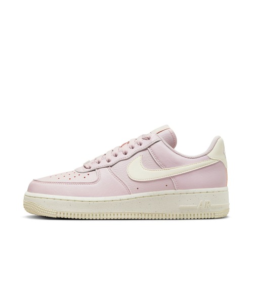NIKE（ナイキ）の「【NIKE】ナイキ AIR FORCE 1 07 NEXT NATURE ウィメンズ シューズ（スニーカー・レディース・パープル系その他2/ホワイト/キナリ・24/25.5cm/22.5cm/23/23.5cm/24.5cm/25）」の13枚目の写真