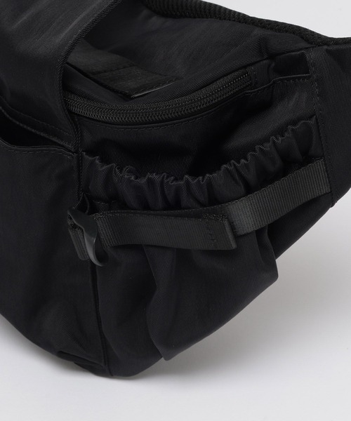 niko and...（ニコアンド）の「ポケットビッグボディバッグ（ボディバッグ/ウエストポーチ・メンズ・グレー/ブラック・FREE）」の12枚目の写真