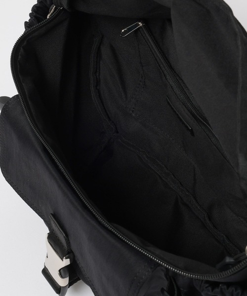 niko and...（ニコアンド）の「ポケットビッグボディバッグ（ボディバッグ/ウエストポーチ・メンズ・グレー/ブラック・FREE）」の16枚目の写真