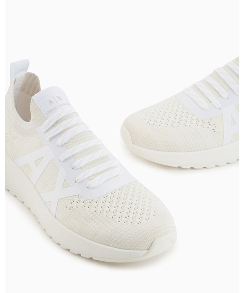 ARMANI EXCHANGE(アルマーニエクスチェンジ)の「【A|X アルマーニ エクスチェンジ】AXロゴ レースアップスニーカー(スニーカー・メンズ・ネイビー/ブラック/イエロー/オフホワイト・9/8.5/9.5/6.5/7/7.5/6/8/5.5/5/10)」の2枚目の写真
