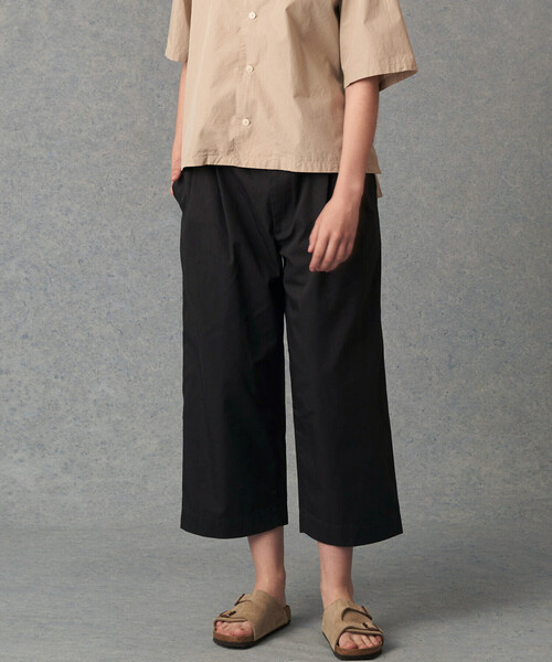 DANTON(ダントン)の「WOMEN'S T/C TWILL EASY CROPPED PANTS(チノパンツ・レディース・チャコール/グリーン/ネイビー/ベージュ・38/36)」の2枚目の写真