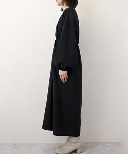 STYLEBLOCK(スタイルブロック)の「TNピーチタックワンピース(ワンピース・レディース・ブラック/ベージュ・M)」の4枚目の写真