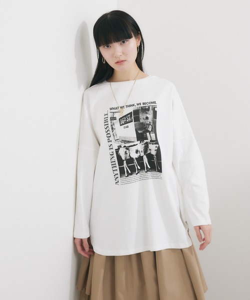 Dignite collier(ディニテコリエ)の「Dignite collier 2WAY PHOTOプリン トロンT(Tシャツ/カットソー・レディース・ホワイト/ライトグレー・FREE)」の10枚目の写真