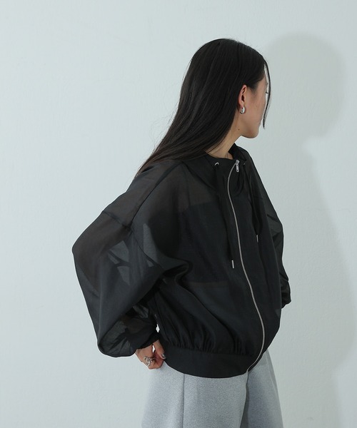 COLONY 2139（コロニートゥーワンスリーナイン）の「シアーエステルボイルフード付マウンテンパーカー（マウンテンパーカー・レディース・オフホワイト/グレイッシュベージュ/ブラック/グレー/ネイビー・FREE）」の9枚目の写真