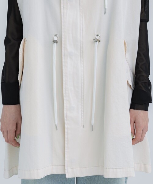 VACHEMENT（ヴァシュモン）の「【VACHEMENT/ヴァシュモン】60/2ギャバ製品染めフードジレ（ベスト・レディース・キナリ/オリーブ・FREE）」の9枚目の写真