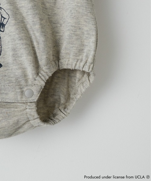UCLA（ユーシーエルエー）の「【KIDS】【UCLA】TYPY別注プリントロンパース（ロンパース・キッズ・アイボリー/チャコールグレー・ONE SIZE）」の10枚目の写真