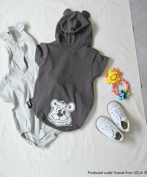 UCLA（ユーシーエルエー）の「【KIDS】【UCLA】TYPY別注プリントロンパース（ロンパース・キッズ・アイボリー/チャコールグレー・ONE SIZE）」の5枚目の写真