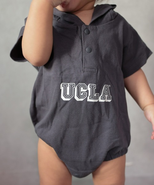 UCLA（ユーシーエルエー）の「【KIDS】【UCLA】TYPY別注プリントロンパース（ロンパース・キッズ・アイボリー/チャコールグレー・ONE SIZE）」の19枚目の写真