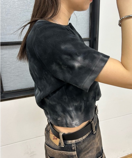 WHO'S WHO gallery（フーズフーギャラリー）の「ヘンリーネックショートTEE（Tシャツ/カットソー・レディース・ライトグレー/ブラック/オフホワイト/チャコールグレー/ブラック系その他/レッド・FREE）」の9枚目の写真