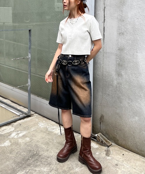 WHO'S WHO gallery（フーズフーギャラリー）の「ヘンリーネックショートTEE（Tシャツ/カットソー・レディース・ライトグレー/ブラック/オフホワイト/チャコールグレー/ブラック系その他/レッド・FREE）」の19枚目の写真