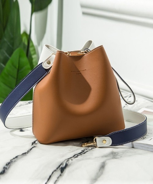 Miniministore(ミニミニストア)の「バケツバッグ レディース バイカラー(ショルダーバッグ・レディース・イエロー/ブラック/ライトグレー/ピンク/ベージュ/キャメル・FREE)」の6枚目の写真