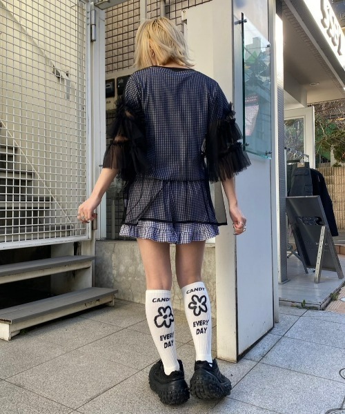 Candy Stripper（キャンディストリッパー）の「TULLE FRILL SLEEVE トップス（Tシャツ/カットソー・レディース・チャコール/ブラック/オフホワイト・2）」の17枚目の写真