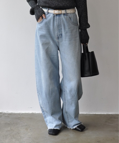 Meli rich(メリーリッチ)の「デニムワイドカーブパンツ(デニムパンツ・レディース・ブラック/ブルー系その他・MEDIUM/SMALL)」の8枚目の写真