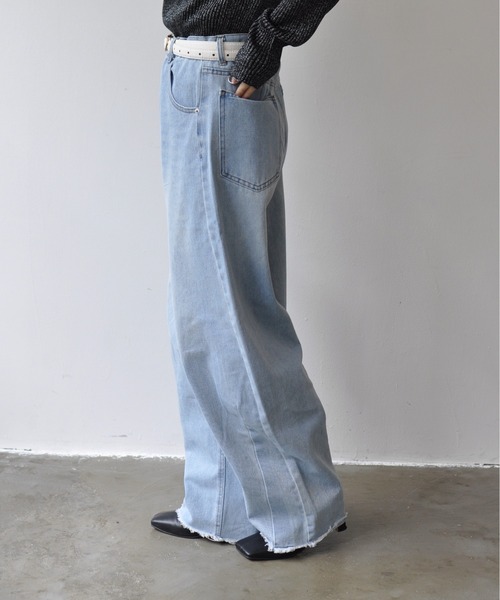 Meli rich(メリーリッチ)の「デニムワイドカーブパンツ(デニムパンツ・レディース・ブラック/ブルー系その他・MEDIUM/SMALL)」の10枚目の写真