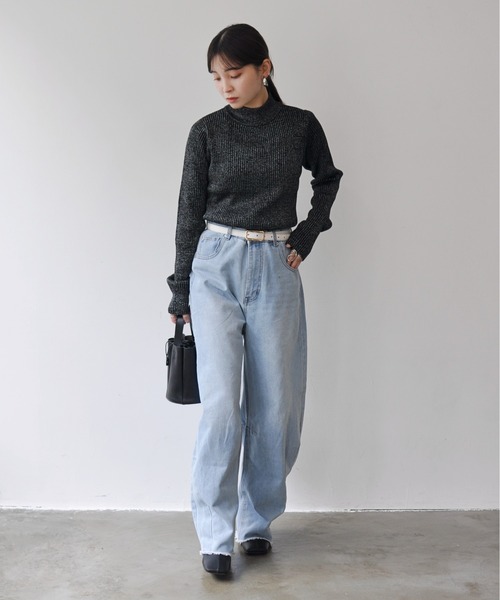 Meli rich(メリーリッチ)の「デニムワイドカーブパンツ(デニムパンツ・レディース・ブラック/ブルー系その他・MEDIUM/SMALL)」の19枚目の写真