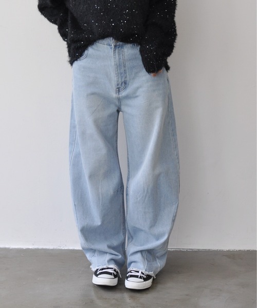 Meli rich(メリーリッチ)の「デニムワイドカーブパンツ(デニムパンツ・レディース・ブラック/ブルー系その他・MEDIUM/SMALL)」の16枚目の写真