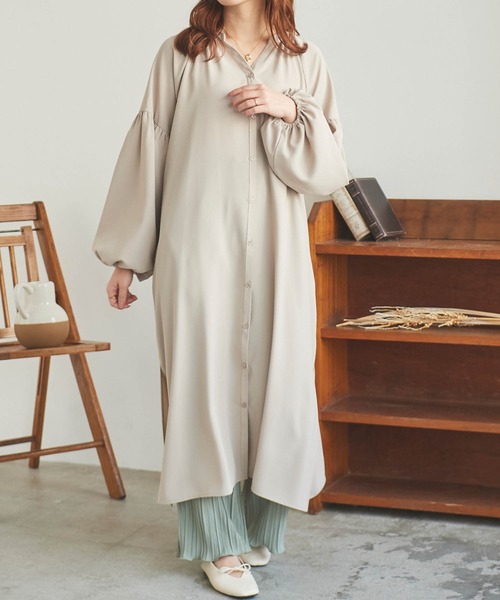 mil（ミル）の「【150㎝前後の小柄さんサイズ】スリットシャツワンピース（シャツワンピース・レディース・オフホワイト/グリーン/ベージュ・XS/S）」の3枚目の写真