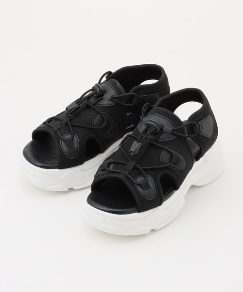 Honeys（ハニーズ）の「コード付きスポーツサンダル（サンダル・レディース・ホワイト/ブラック×ホワイト・S/M/L/LL）」の12枚目の写真