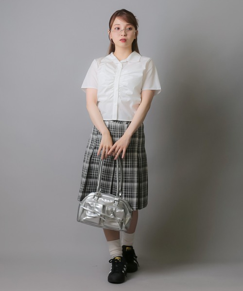 SPINNS（スピンズ）の「リボンポケット 合皮ハンドバッグ / 500mlペットボトル収納可能（ハンドバッグ・レディース・ブラック/レッド/シルバー/サックスブルー/イエロー/ピンク/ホワイト/グレー系その他・ONESIZE）」の18枚目の写真