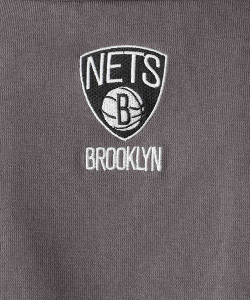 NBA（エヌビーエー）の「【NBA】別注/フリルチュールスリーブロゴTシャツ（Tシャツ/カットソー・レディース・レッド/ブラック・FREE）」の19枚目の写真