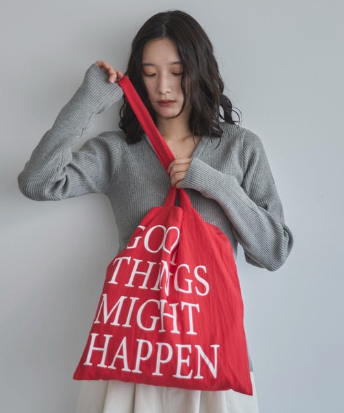 feepur(フェピュール)の「BIGロゴカラートート(トートバッグ・レディース・ネイビー/ピンク/イエロー/ブラウン/ブラック/オフホワイト/レッド・MEDIUM)」の7枚目の写真