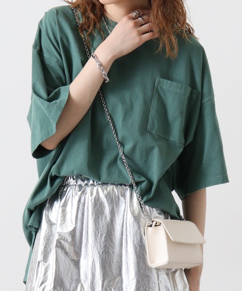 FUNALIVE（ファンアライブ）の「Pigmented oversized pocket T-shirt / ピグメント加工オーバーサイズポケット付きTシャツ unisex（Tシャツ/カットソー・メンズ・グリーン/チャコール/ブラック/パープル/ネイビー/ベージュ・L/M/XL）」の4枚目の写真